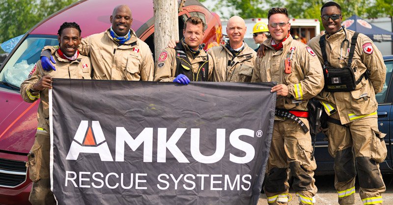 MarkhamXT_Preview MarkhamXT with the Amkus Sponsor flag in a competition in Markham Ontario